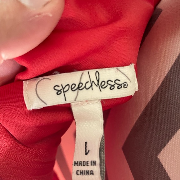 Speechless Dress - Picture 4 of 4